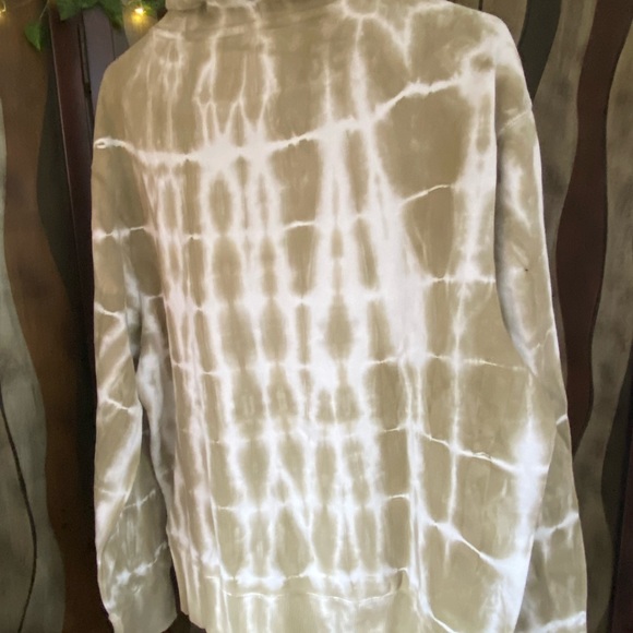 NWT Sun & Stone Men’s Hoodie, size medium - Picture 5 of 5